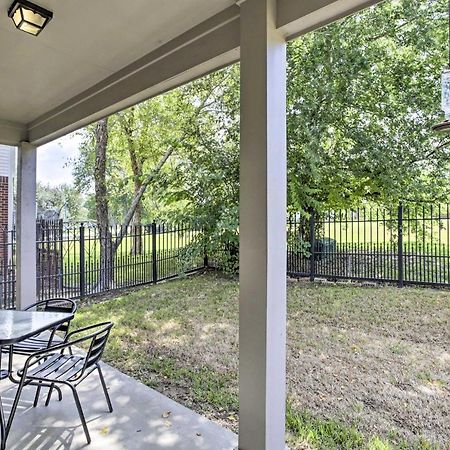 Lovely Montgomery Retreat With Patio And Yard! Exterior foto